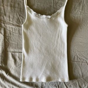 Brandy Melville Skylar Tank